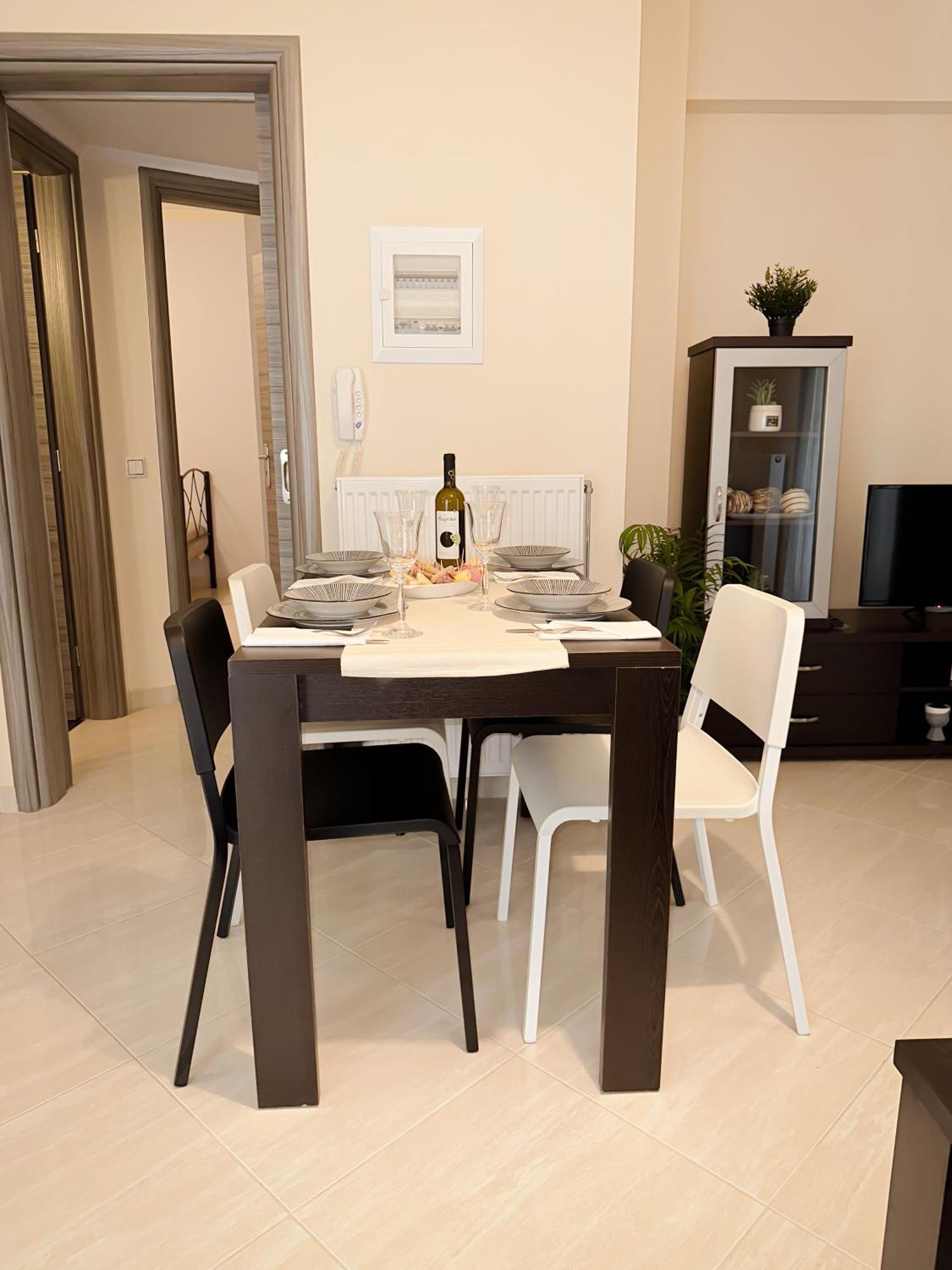 Sun N' Salt I Apartment Tolón Zewnętrze zdjęcie