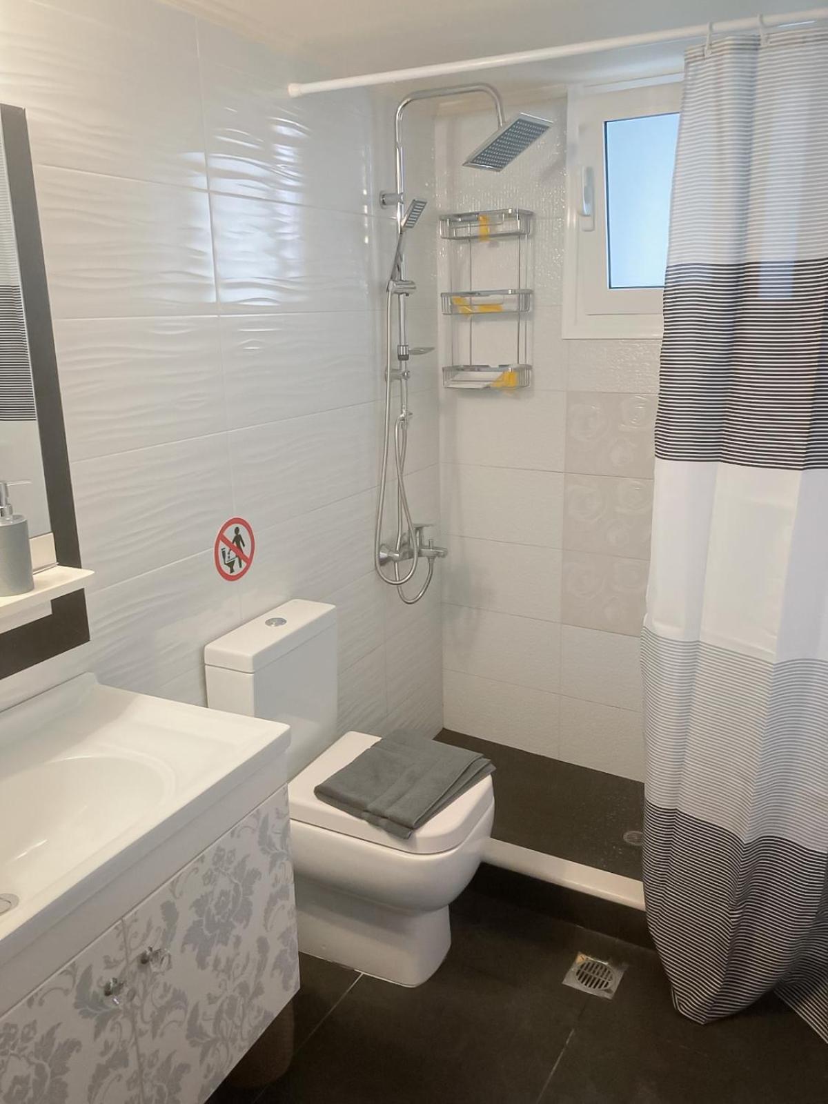 Sun N' Salt I Apartment Tolón Zewnętrze zdjęcie